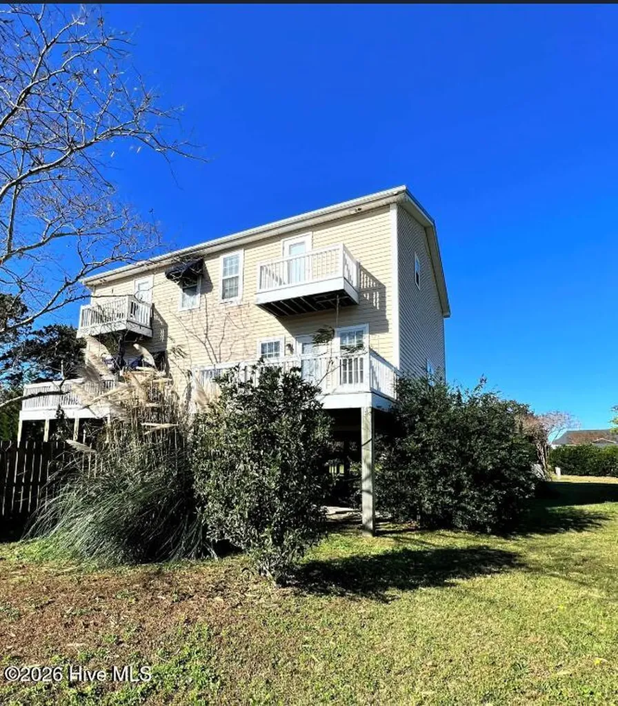 164A Twin Oaks Drive Hampstead NC 28443