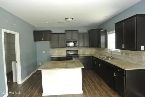 315 Station House Road New Bern NC 28562