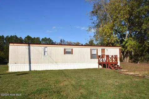 1411 Diamond Lane Greenville NC 27834