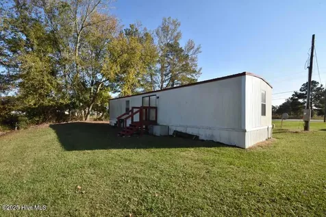 1411 Diamond Lane Greenville NC 27834