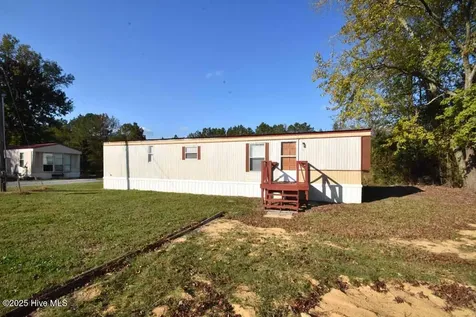 1411 Diamond Lane Greenville NC 27834