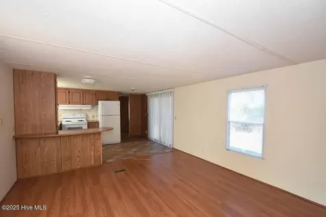 1411 Diamond Lane Greenville NC 27834
