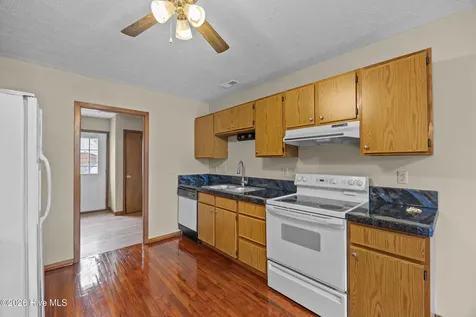 1951 E Boiling Spring Road Southport NC 28461