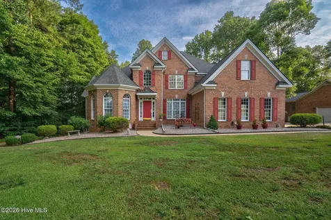 5030 Overlook Drive Elm City NC 27822