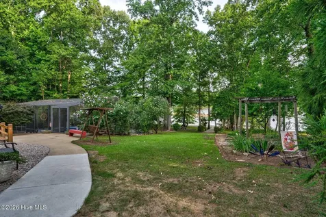 5030 Overlook Drive Elm City NC 27822