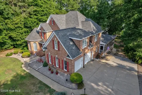 5030 Overlook Drive Elm City NC 27822