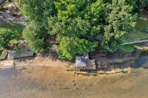 5030 Overlook Drive Elm City NC 27822