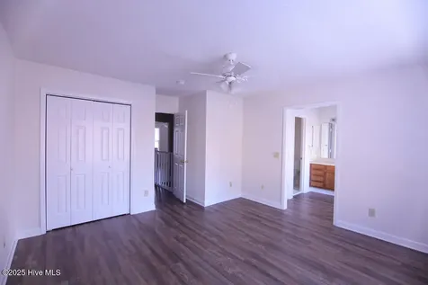 2007 Quail Ridge Road Greenville NC 27858