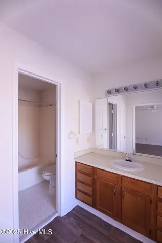 2007 Quail Ridge Road Greenville NC 27858