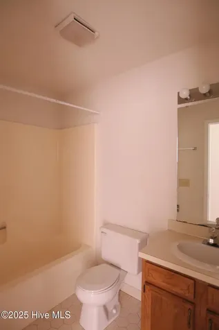 2007 Quail Ridge Road Greenville NC 27858