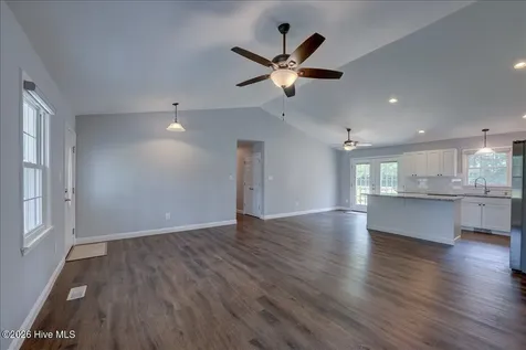 3705 Elveden Road New Bern NC 28562