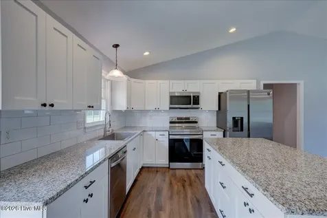 3705 Elveden Road New Bern NC 28562
