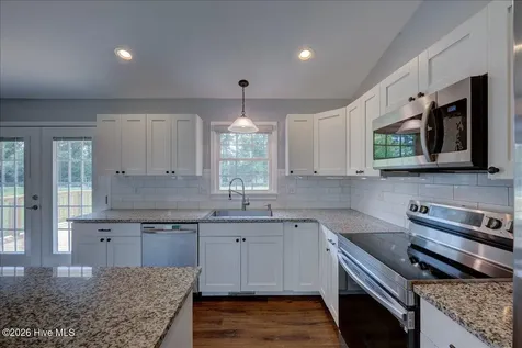 3705 Elveden Road New Bern NC 28562