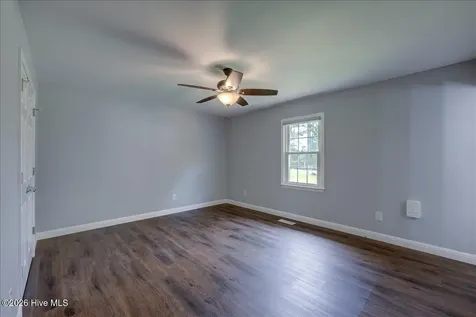 3705 Elveden Road New Bern NC 28562