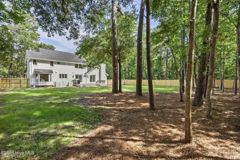 5748 Oak Bluff Lane Wilmington NC 28409