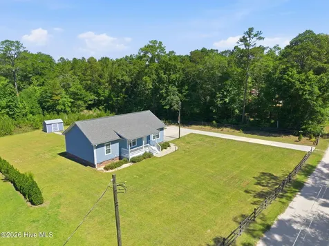 1627 Honey Do Lane NE Leland NC 28451
