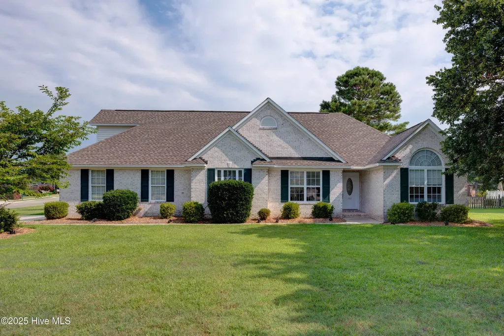 1511 Edgefield Court Leland NC 28451