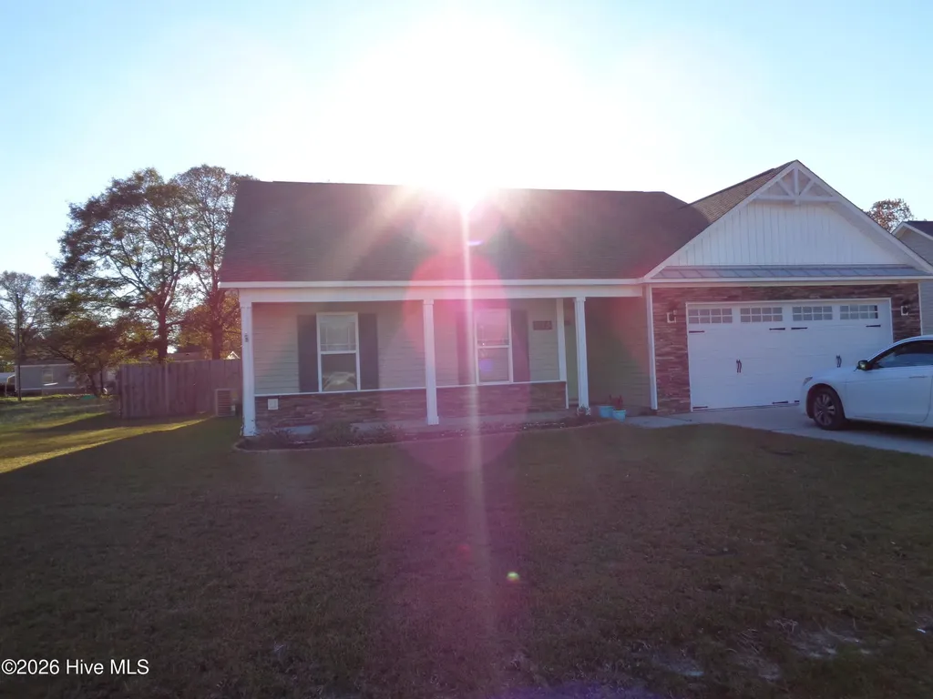 214 Long Neck Drive Richlands NC 28574