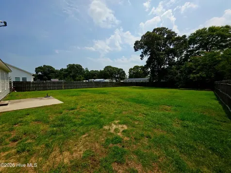 214 Long Neck Drive Richlands NC 28574