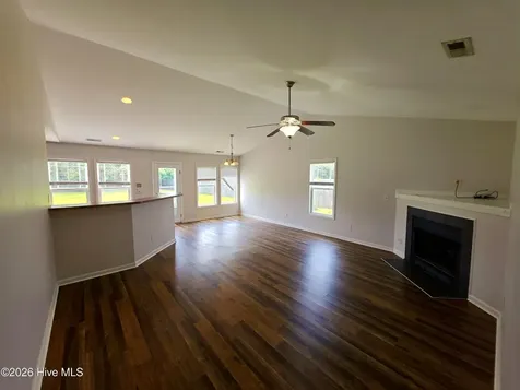 214 Long Neck Drive Richlands NC 28574