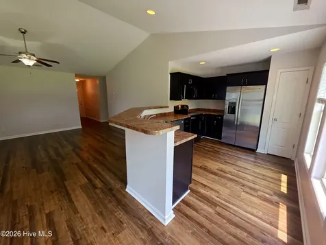 214 Long Neck Drive Richlands NC 28574