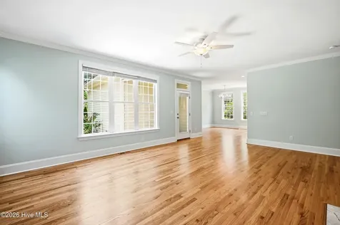 1926 Hallmark Lane Wilmington NC 28405