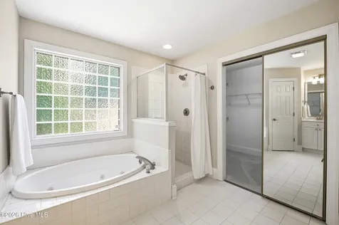 1926 Hallmark Lane Wilmington NC 28405