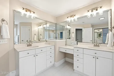 1926 Hallmark Lane Wilmington NC 28405