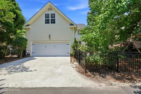 1926 Hallmark Lane Wilmington NC 28405