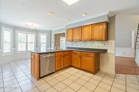 1006 N Commons Drive N Jacksonville NC 28546
