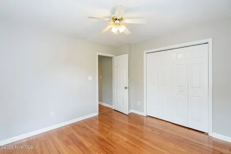 1006 N Commons Drive N Jacksonville NC 28546