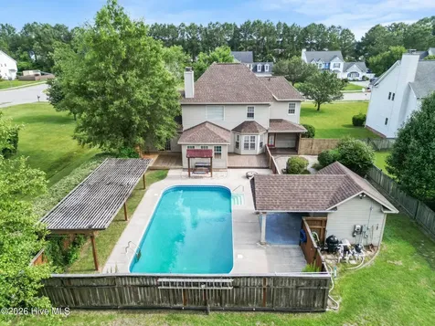 1006 N Commons Drive N Jacksonville NC 28546