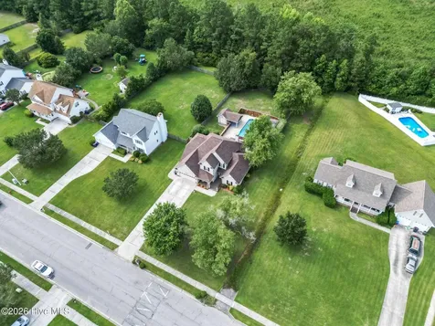 1006 N Commons Drive N Jacksonville NC 28546