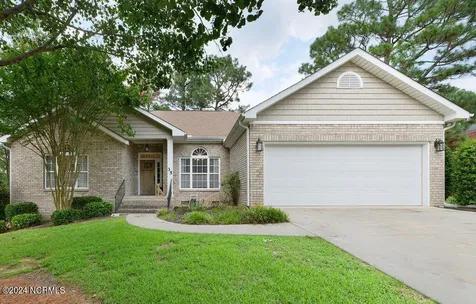35 Bedford Circle Pinehurst NC 28374