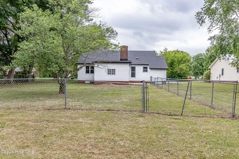 1866 Century Drive Greenville NC 27834