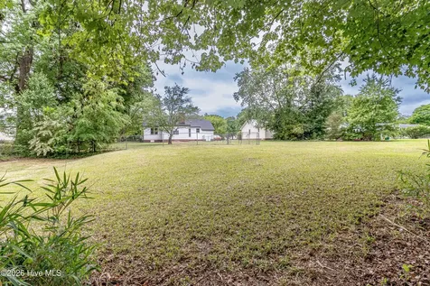 1866 Century Drive Greenville NC 27834
