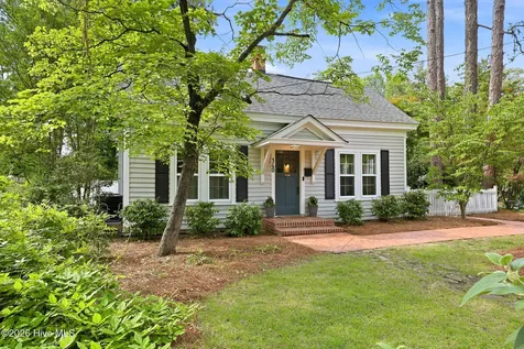 360 S Ashe Street Southern Pines NC 28387
