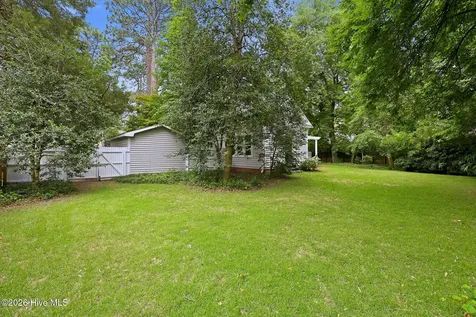 360 S Ashe Street Southern Pines NC 28387
