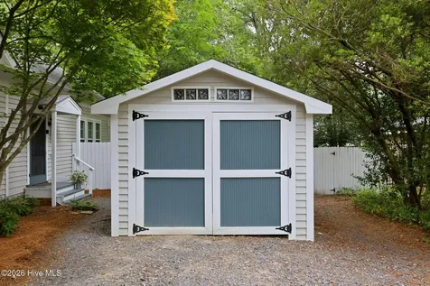 360 S Ashe Street Southern Pines NC 28387