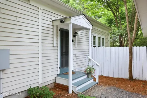 360 S Ashe Street Southern Pines NC 28387