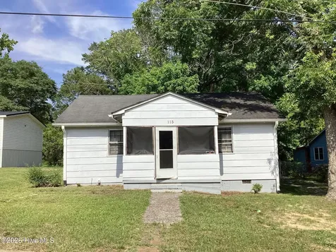 115 Brook Avenue Rockingham NC 28379