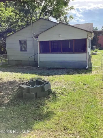 115 Brook Avenue Rockingham NC 28379