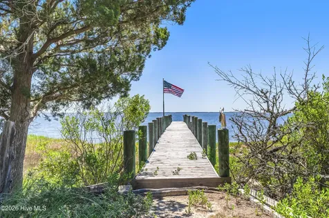 1523 Shepard Road SE Southport NC 28461