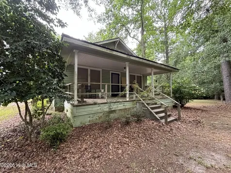 3260 Herrings Chapel Road Burgaw NC 28425