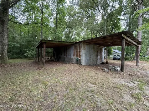 3260 Herrings Chapel Road Burgaw NC 28425