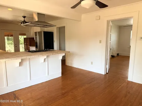 2704 Waccamaw Shores Road Lake Waccamaw NC 28450