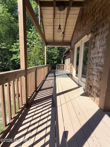 2704 Waccamaw Shores Road Lake Waccamaw NC 28450