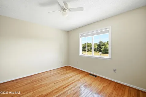 702 Tiara Drive Wilmington NC 28412