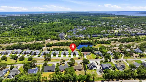 702 Tiara Drive Wilmington NC 28412