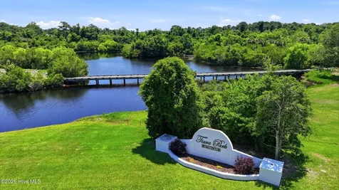 702 Tiara Drive Wilmington NC 28412